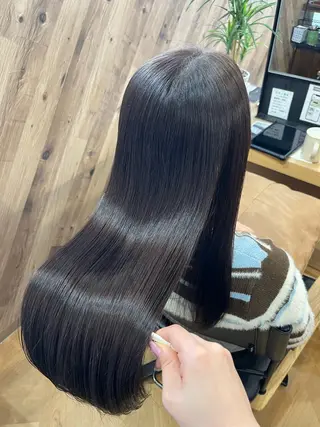 ロング カラー 宮川 結妃のヘアスタイル