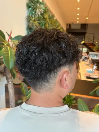 ショート パーマ メンズ 高橋 乙葉のヘアスタイル