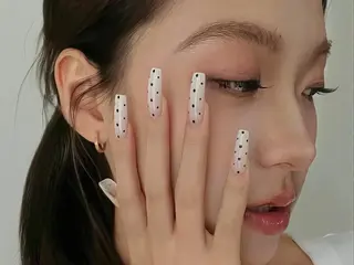 ネイル Luna ✨のネイルデザイン