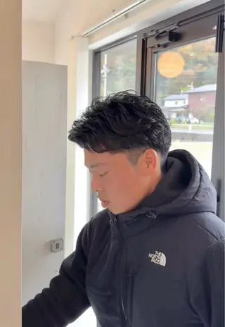 ショート パーマ メンズ 津組 大智のヘアスタイル