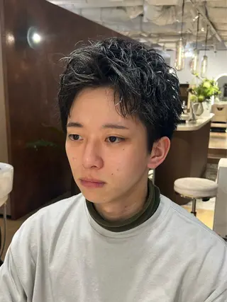 ショート パーマ メンズ 梅田茶屋町メンズ 専門美容師 山元一平のヘアスタイル