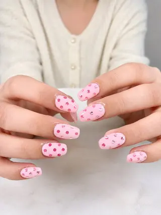 セミロング YING Nail🐶のネイルデザイン