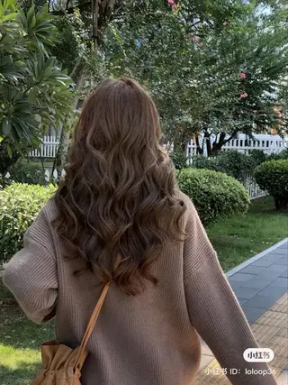 パーマ 清水 結生のヘアスタイル