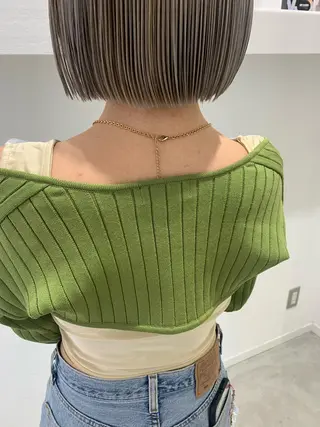 ショート ブリーチなしWカラー ／レイヤー🎀マリノのヘアスタイル