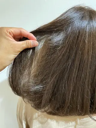 セミロング カラー 過去一の柔髪ヘア 🌿einshairのヘアスタイル