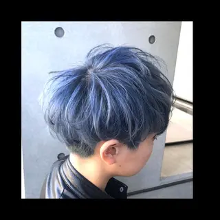 ショート カラー 及川シゲル 髪質改善講師のヘアスタイル