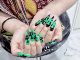 ネイル ✨Nailsalon Vi+✨のネイルデザイン