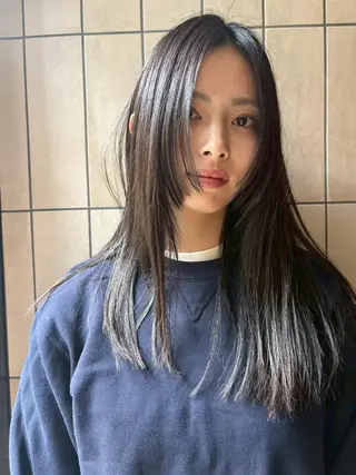 ミディアム パーマ カラー CEINE OURのヘアスタイル