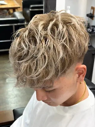 パーマ メンズ 島袋 ヒロのヘアスタイル