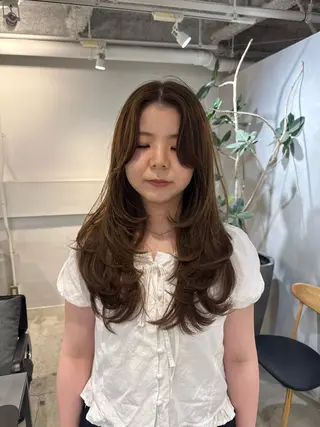 セミロング 新宿/顔周りカット +レイヤー＝しずく♩のヘアスタイル