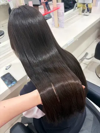 ロング カラー ヘアアレンジ 🌈くれは🎨デザイ ン🌟ダメージレスのヘアスタイル