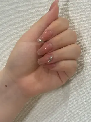ロング イレジスティブル ネイルズのネイルデザイン