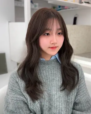 ロング yume. COA GINZAのヘアスタイル