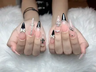 ネイル Rei _Nail 新宿のネイルデザイン