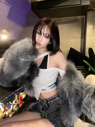 ミディアム カラー HAIR&NAIL KANAのネイルデザイン