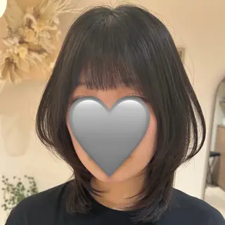 ミディアム AMI ウルフ/ショートのヘアスタイル