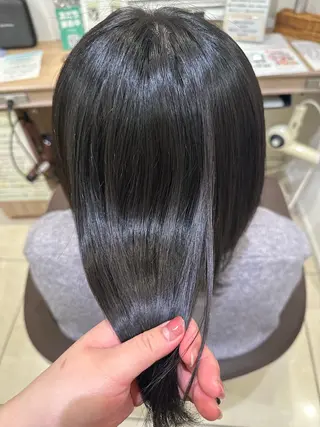 ミディアム パーマ Miyu🦄ash カット/まつげのヘアスタイル