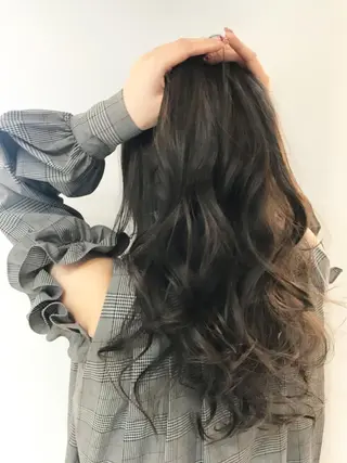 ロング カラー ✨透明感カラー×艶髪 ✨生神優季のヘアスタイル
