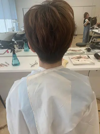 ショート 吉田 茉生のヘアスタイル