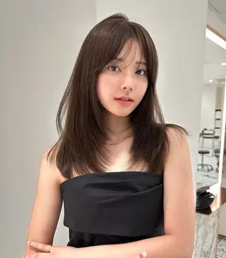 ロング 谷口 真衣のヘアスタイル