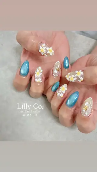 ネイル Lilly Co.のネイルデザイン