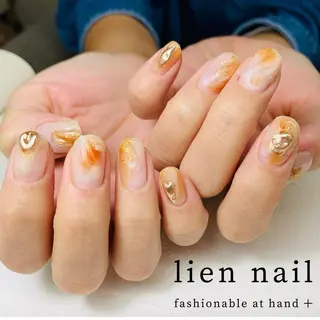ショート Queen nailのネイルデザイン