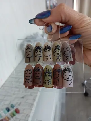 ネイル VANNAIL 海老名店のネイルデザイン
