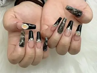 ネイル MIKIネイル サロンのネイルデザイン
