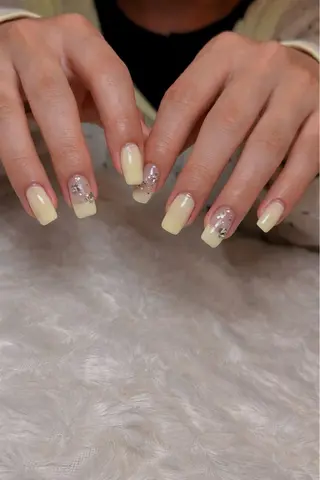 ネイル 全てパラベース💅 MIORA_琴乃のネイルデザイン