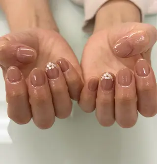 ネイル Bianca関内 USUI🐢のネイルデザイン