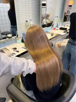 ロング 韓国ワンホン透明感 カラー✨🖤ここあのヘアスタイル