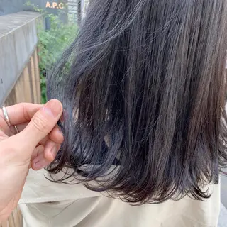 ミディアム カラー パーマ ヘアアレンジ 松田 亮葉のヘアスタイル