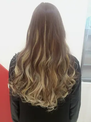 ロング カラー Le Lien カジのヘアスタイル