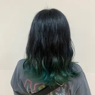 セミロング ハイトーン🌈韓国風 🇰🇷りこぴん🎀のヘアスタイル