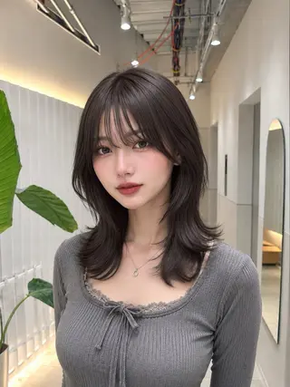 ミディアム カラー ラベンダー💜グレー 🩶ミント💚のヘアスタイル
