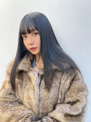 ロング カラー yuina 【NNN】のヘアスタイル