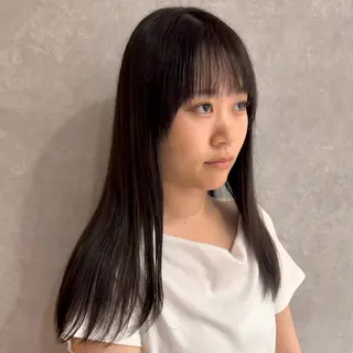 ロング 透明感/オリーブ /わがつまこうすけのヘアスタイル