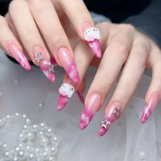 ネイル 🎀M nails✨ ビューティーのネイルデザイン
