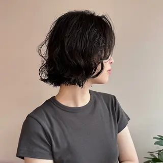 ショート やはらりの/ パーマのヘアスタイル