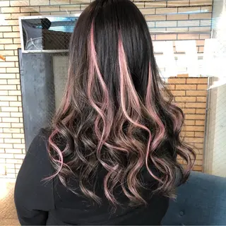 ロング カラー ワンホンレイヤー エクステづまのヘアスタイル