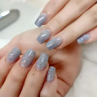 ネイル RUNWAY のネイルデザイン