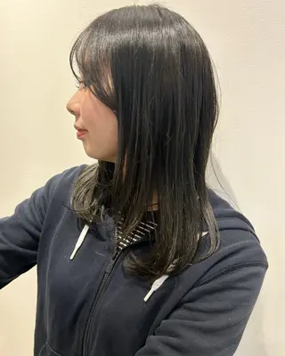 ミディアム カラー 田中 遥陽のヘアスタイル