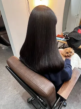 ロング 山岡 美穂のヘアスタイル