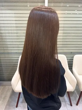 ロング カラー 伊藤 愛理のヘアスタイル