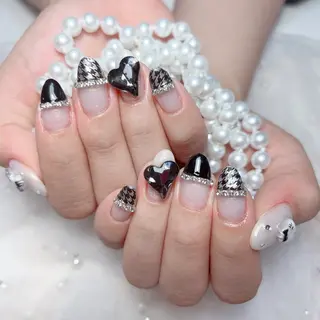 ネイル 🎀M nails✨ ビューティーのネイルデザイン