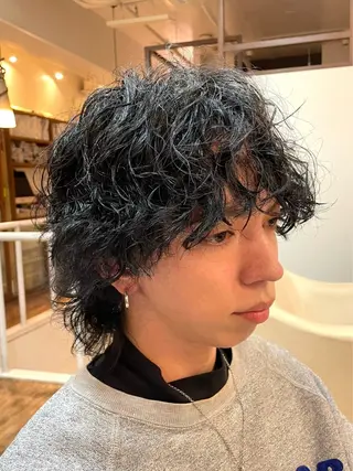 ミディアム パーマ メンズ 小山功陽 /メンズスタイルのヘアスタイル
