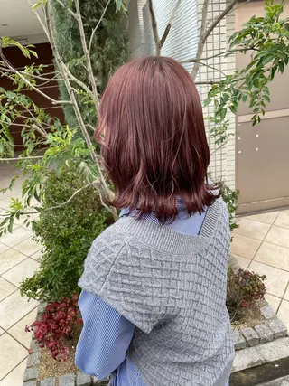 カラー しおり🍬 KOKORO🤍のヘアスタイル