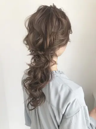 ヘアアレンジ あやか 白髪ぼかしハイライトのヘアスタイル