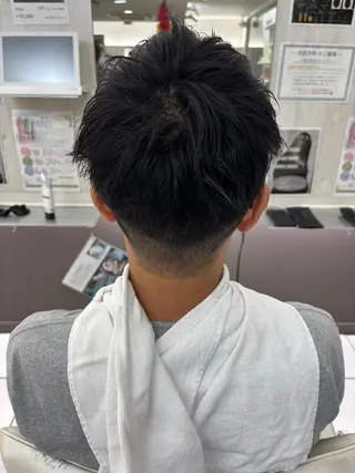 ショート メンズ 【メンズ特化】セン ターパート/保坂太一のヘアスタイル