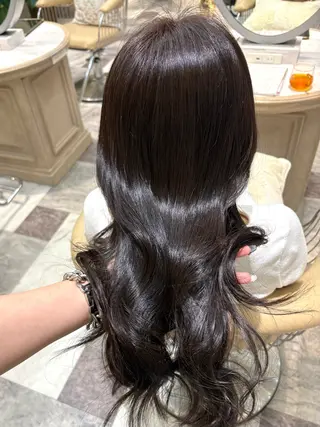 ロング Kanami/ 顔まわり/レイヤーのヘアスタイル